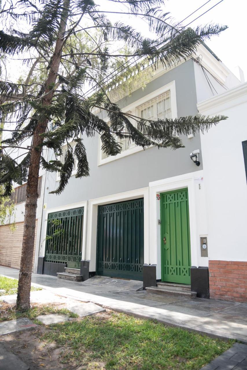 Dragonfly Hostels Barranco Lima Exterior photo